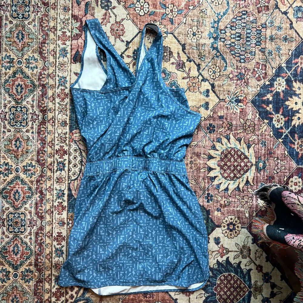 Patagonia Blue geometric print racer back Mini Dress, NWOT size small - Picture 5 of 5